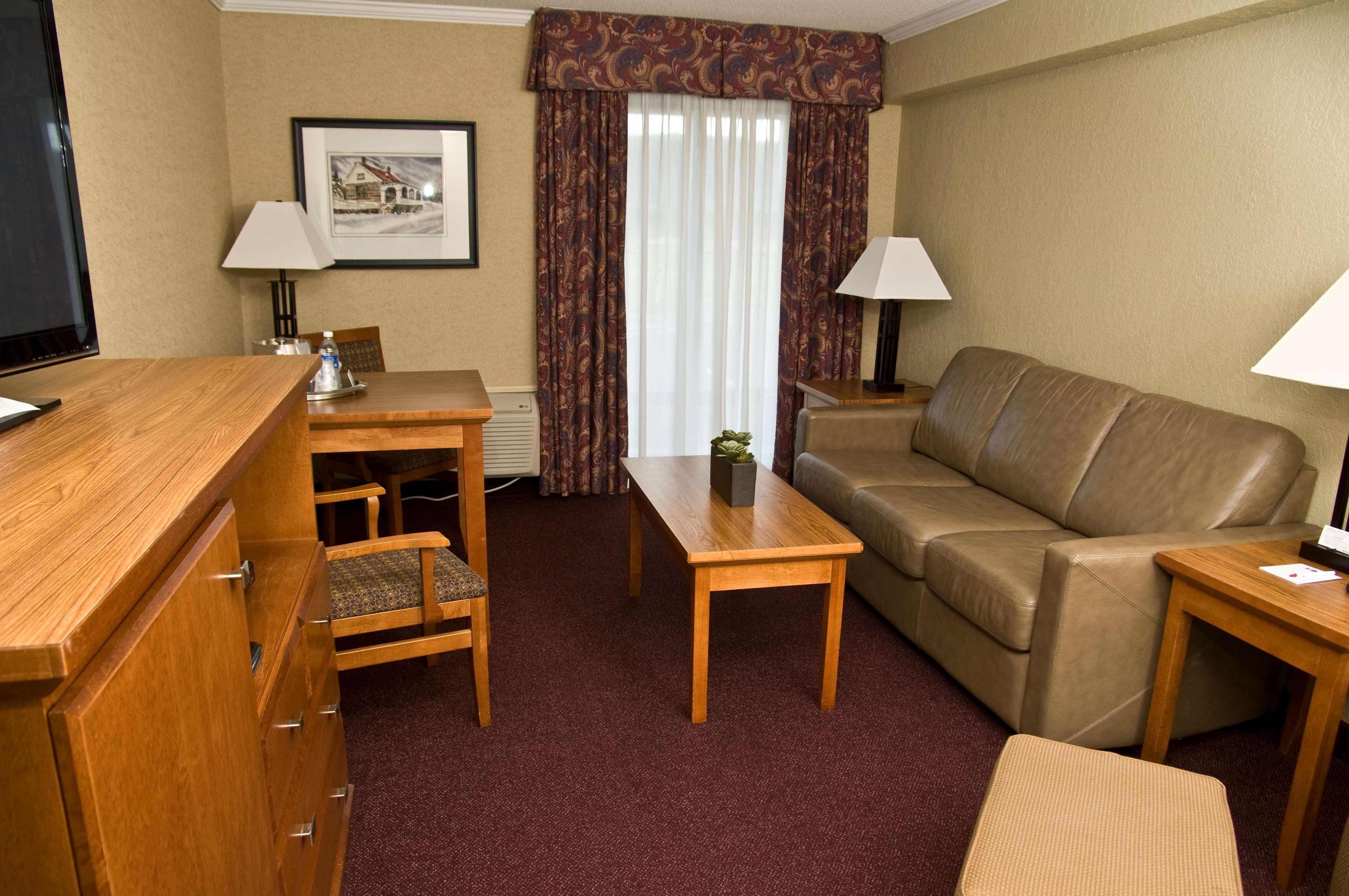 Best Western Plus Norwester Hotel & Conference Centre Thunder Bay Exterior photo