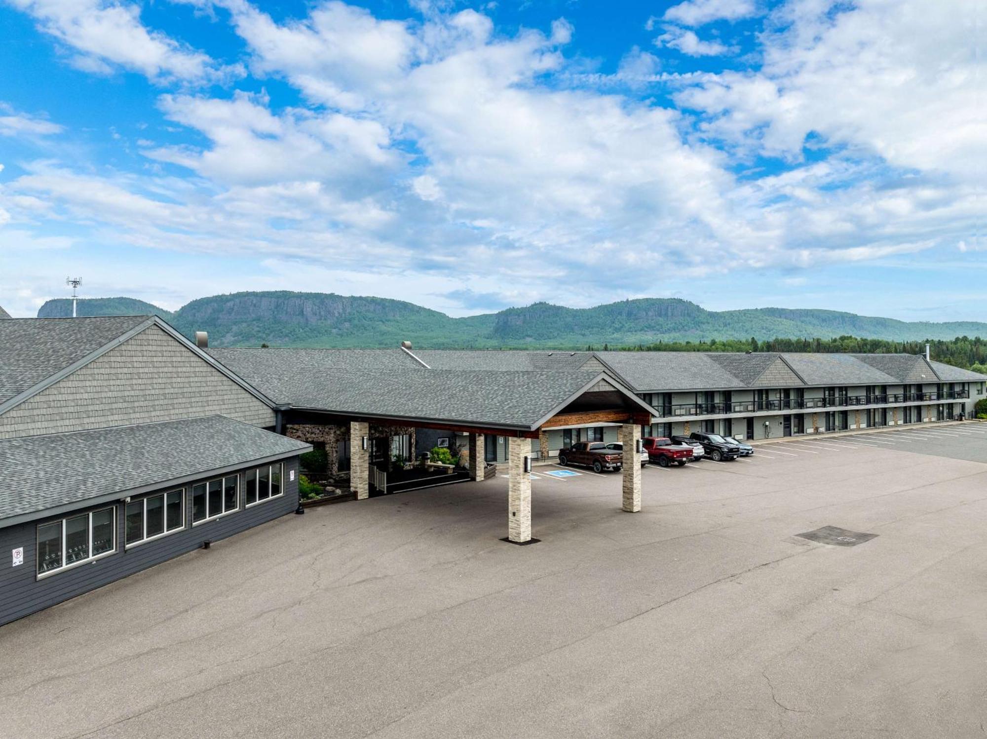 Best Western Plus Norwester Hotel & Conference Centre Thunder Bay Exterior photo